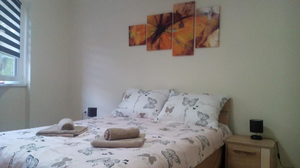 Apartment Marija Sremska Mitrovica Eksteriør bilde