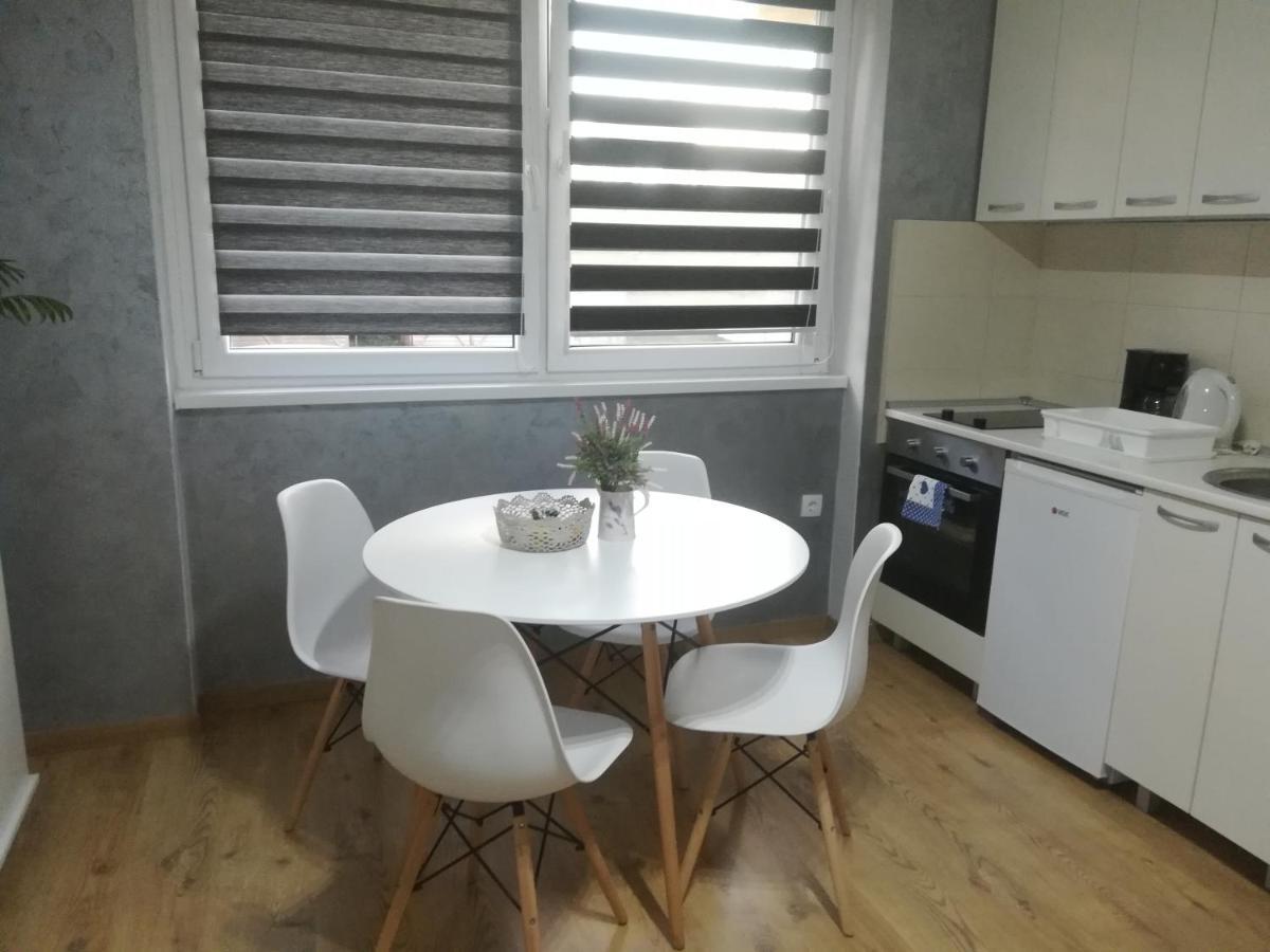 Apartment Marija Sremska Mitrovica Eksteriør bilde